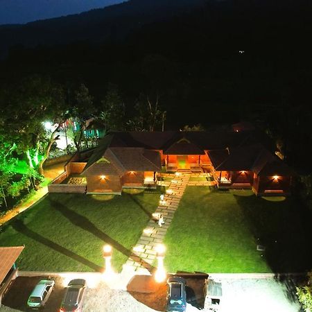 Parampara Resort By Malnadstays Kalasa エクステリア 写真